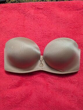 Victoria's Secret Bombshell Add-2-Cups Push-Up Strapless Bra 32B Nude 285990 DJ5